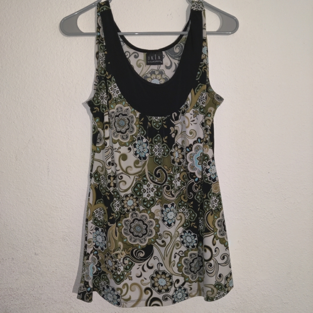 JKLA California Sleeveless blouse tank top paisley floral
